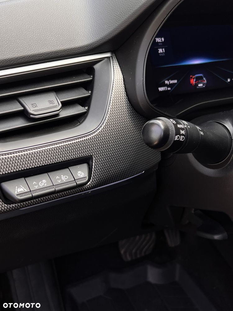 Renault Arkana 1.6 E-TECH E-Tech Engineered MMT - 10