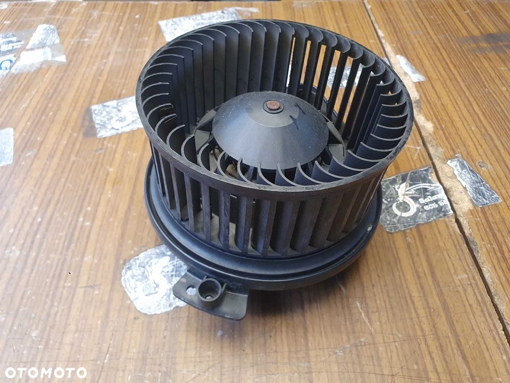 Wentylator Dmuchawa 8E1820021 A B E Nawiewu Nagrzewnicy VALEO EU AUDI A4 B6 B7 - 33