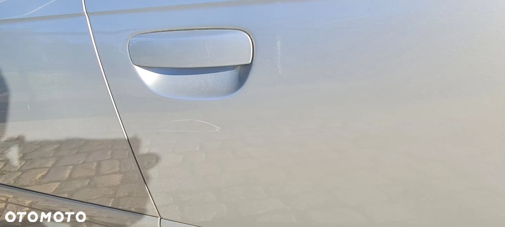 Audi A3 2.0 TDI DPF Ambiente - 8