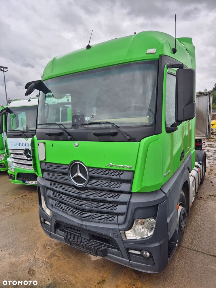 Mercedes-Benz Actros - 1