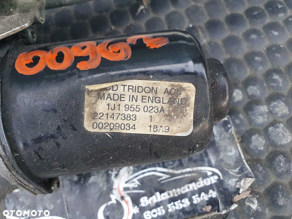 Mechanizm 1J1955023A 1J1955113A Wycieraczek Przedni Przod Silniczek Silnik Europa VW Golf IV 4 - 4