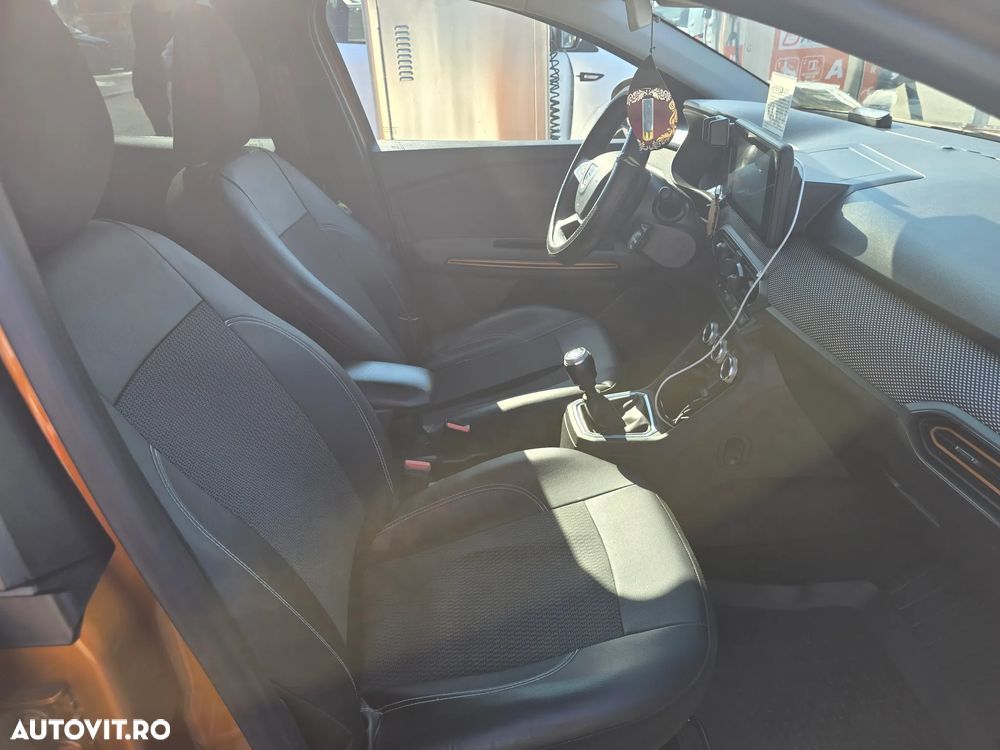 Dacia Sandero Stepway ECO-G 100 MT6 Expression - 24