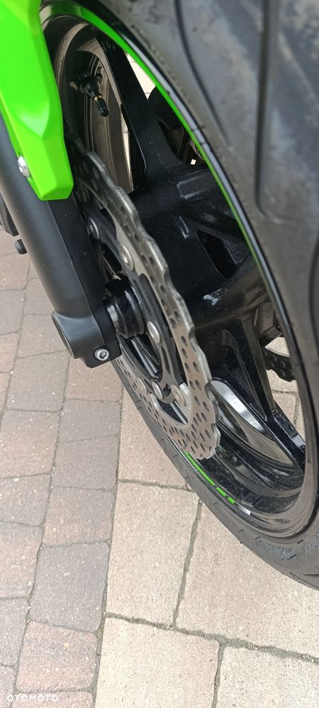 Kawasaki Ninja - 19