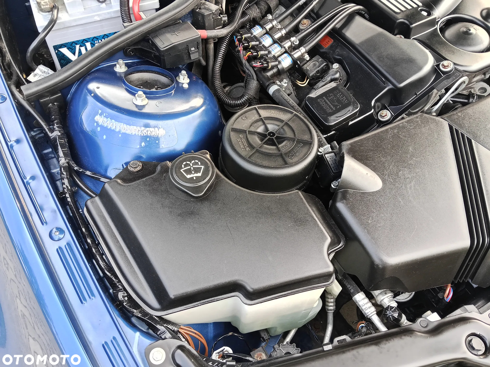 BMW Seria 3 318i Touring - 35