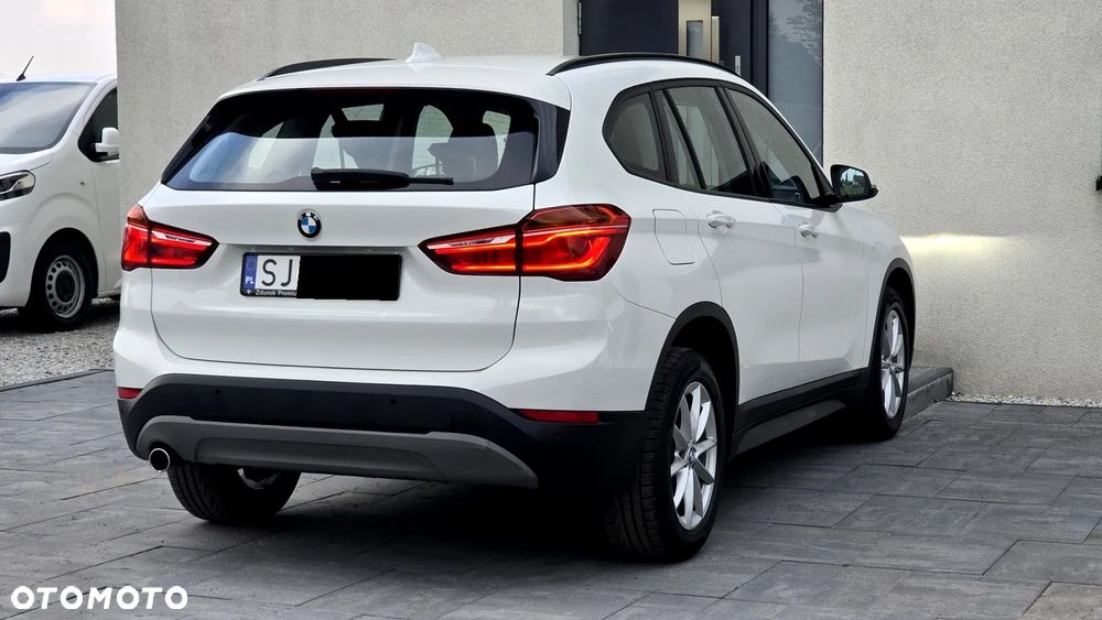 BMW X1 sDrive18i Business Edition - 16