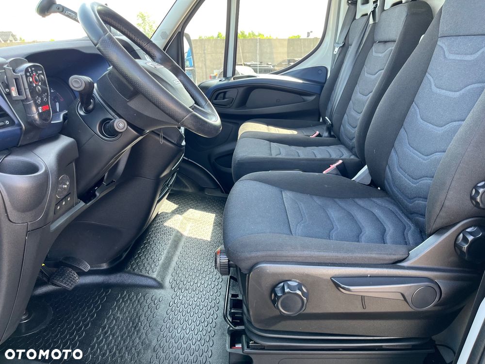 Iveco DAILY 35-210 * kontener * winda * SUPER STAN automat 3.0 2018rok - 14