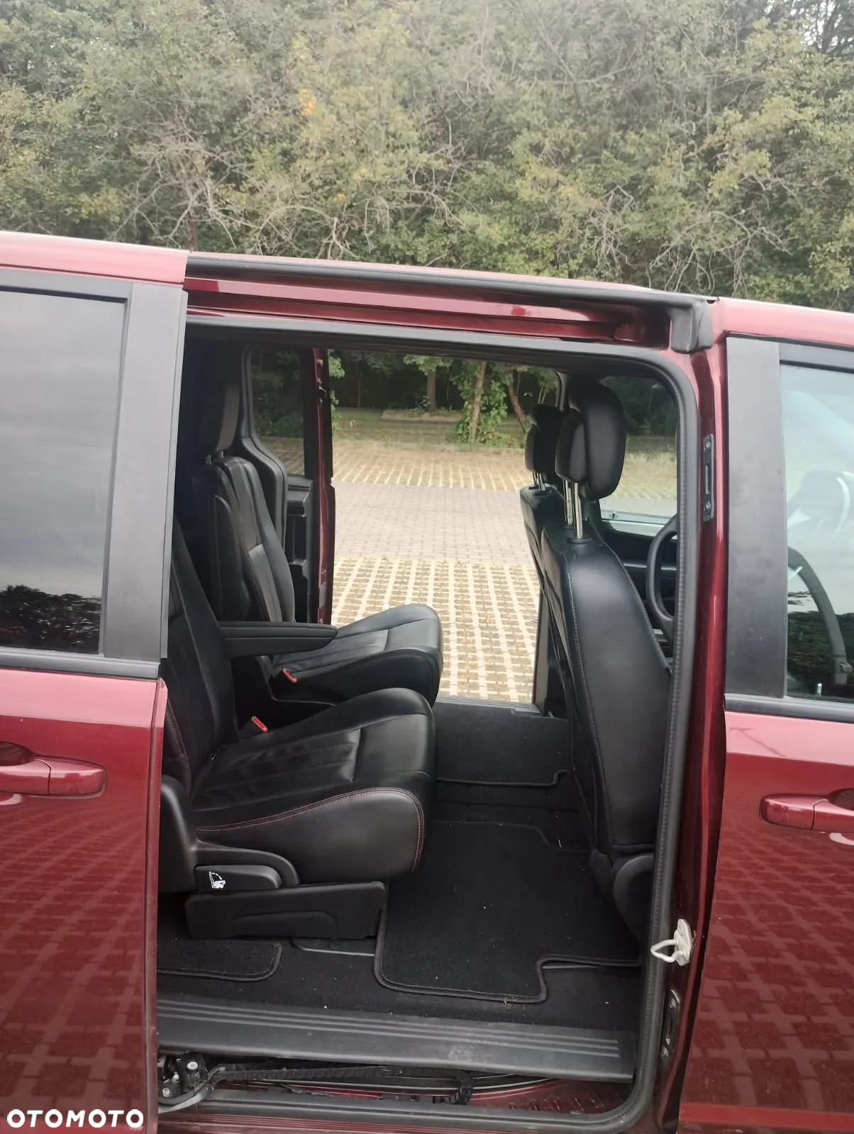 Dodge Grand Caravan 3.6 R/T - 11