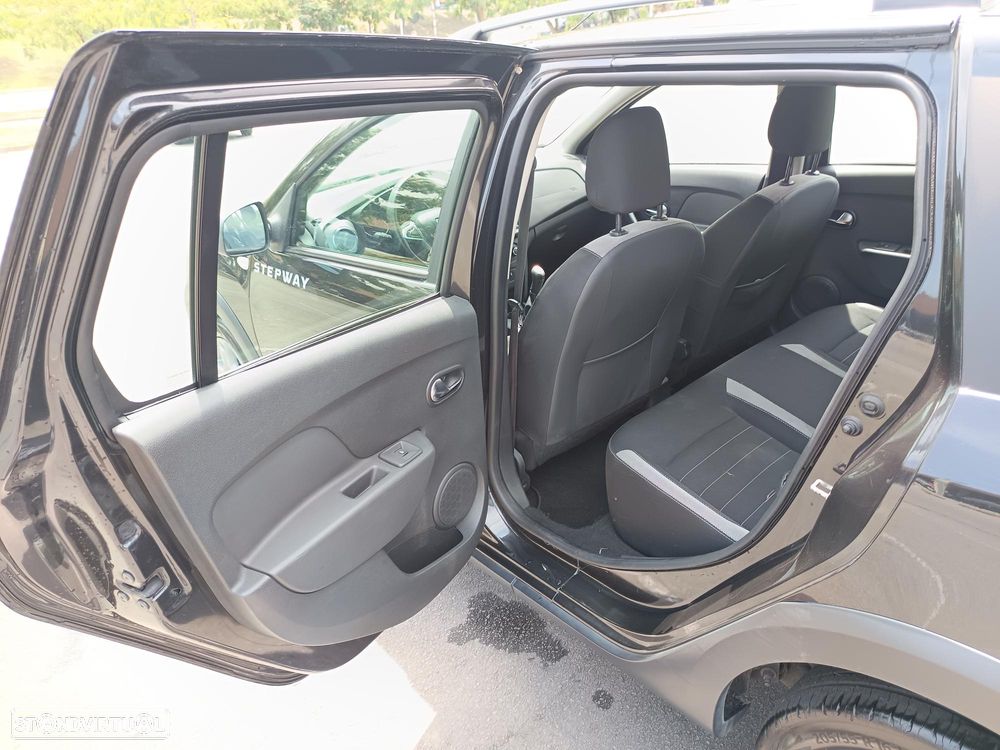 Dacia Logan MCV 0.9 TCe Stepway - 6