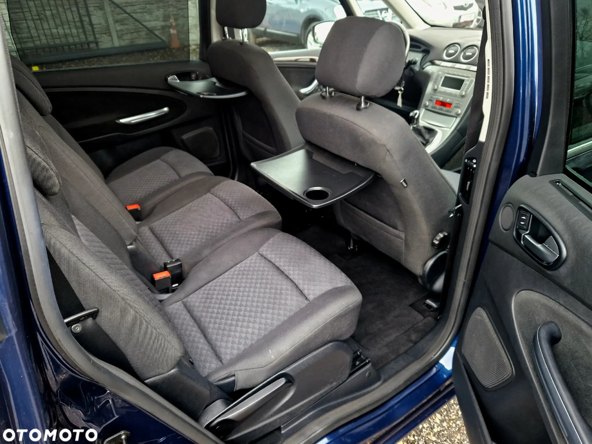 Ford Galaxy 2.0 Ghia - 27