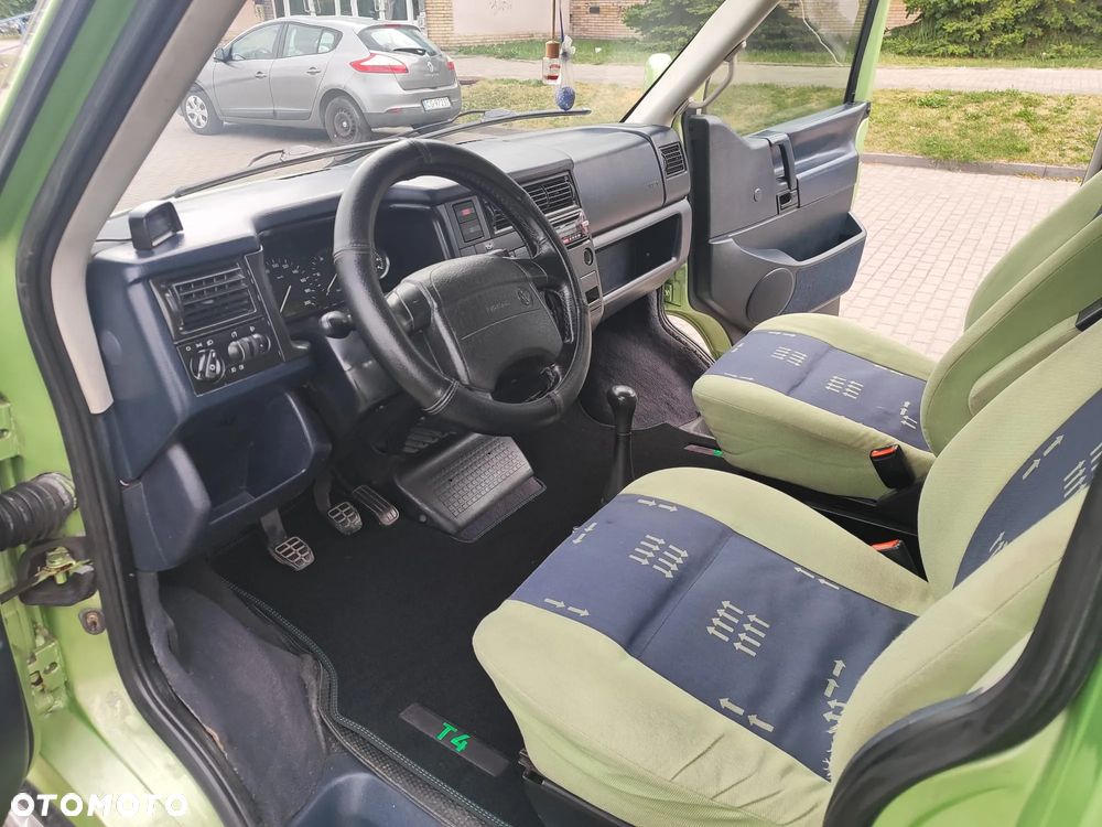 Volkswagen Multivan - 9