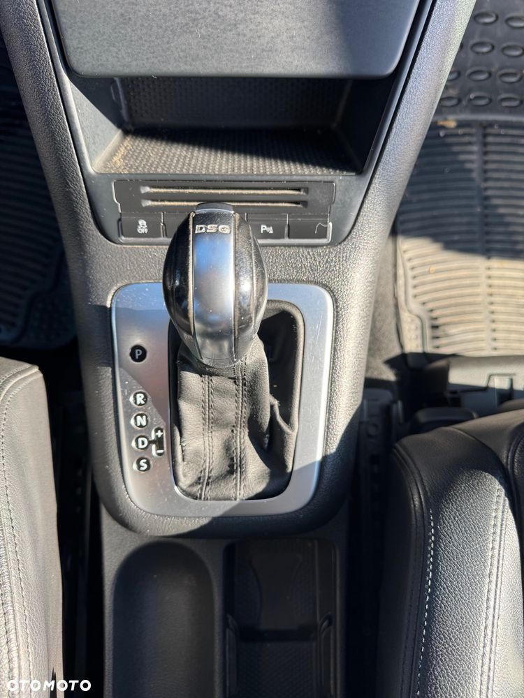 Volkswagen Golf Plus 1.6 TDI DPF DSG Highline - 16