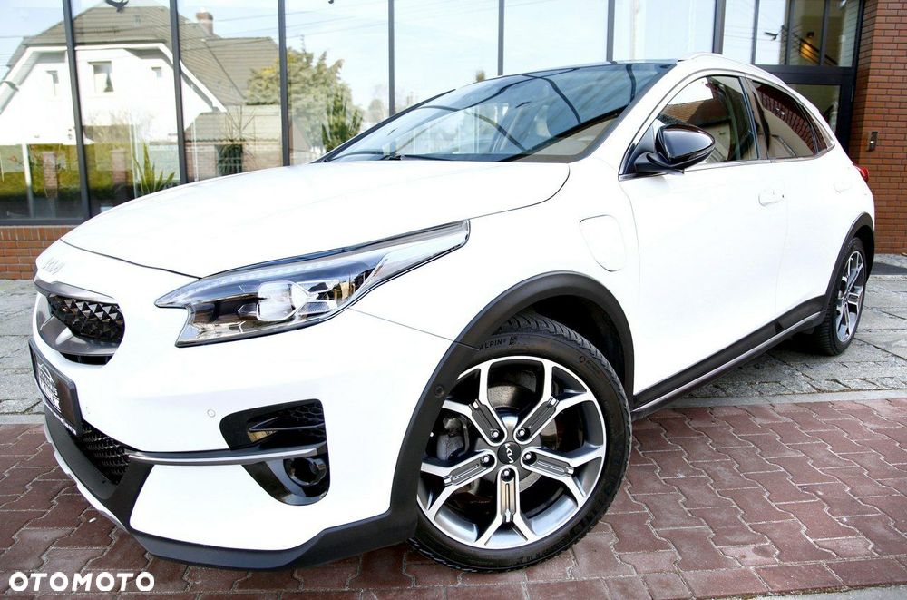 Kia XCeed - 25