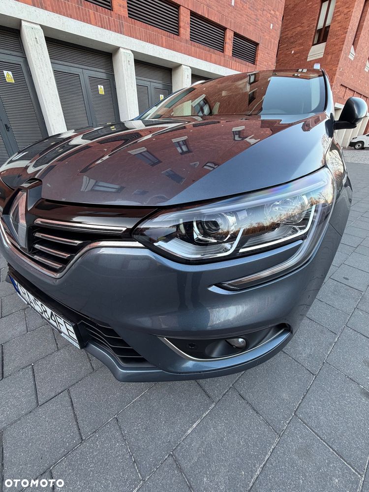 Renault Megane ENERGY TCe 140 EDC BOSE EDITION - 34