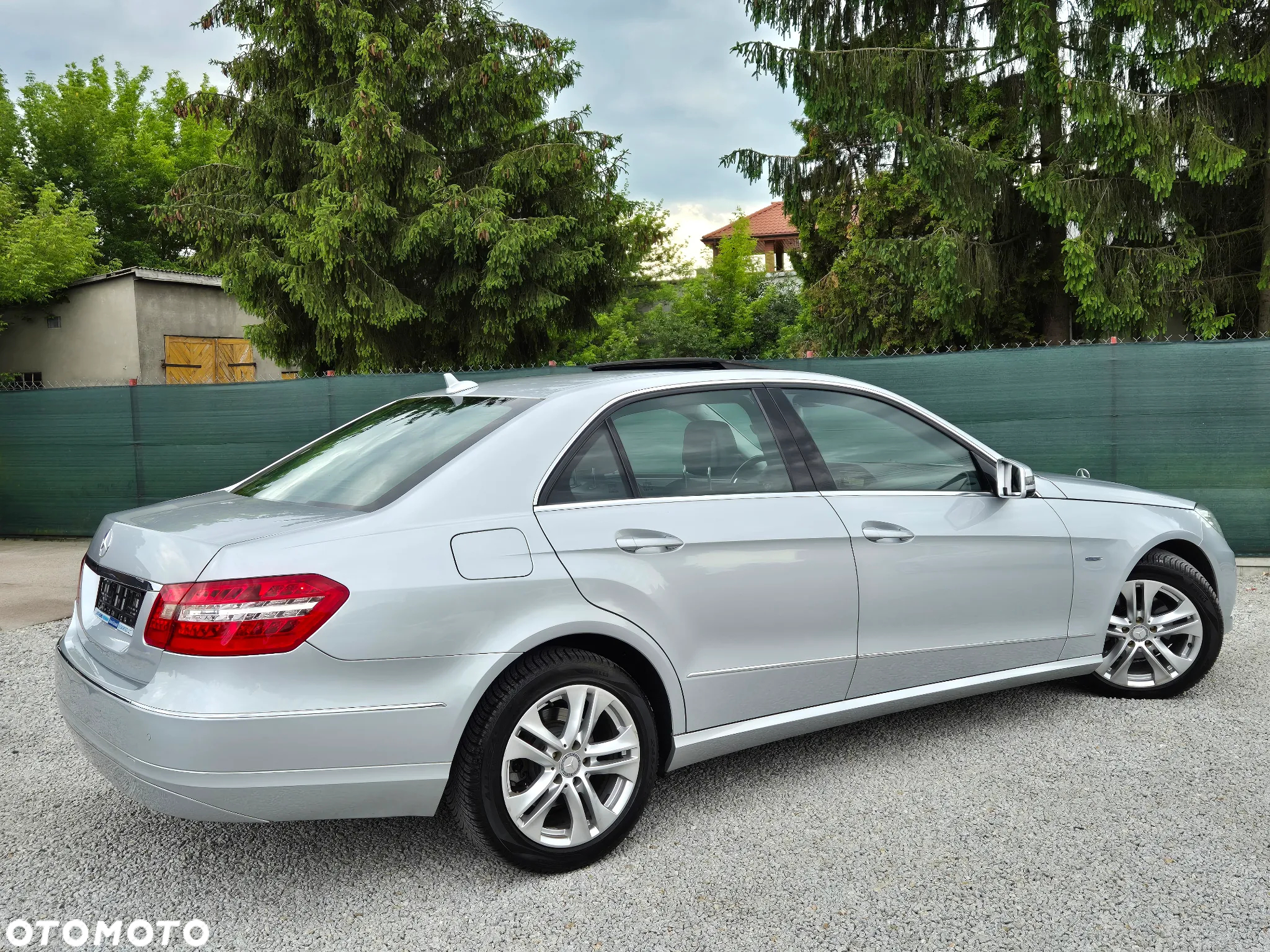 Mercedes-Benz Klasa E 200 CDI Avantgarde - 19