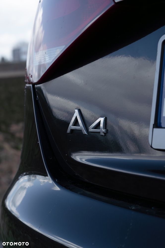 Audi A4 Limousine 2.0 TDI - 4
