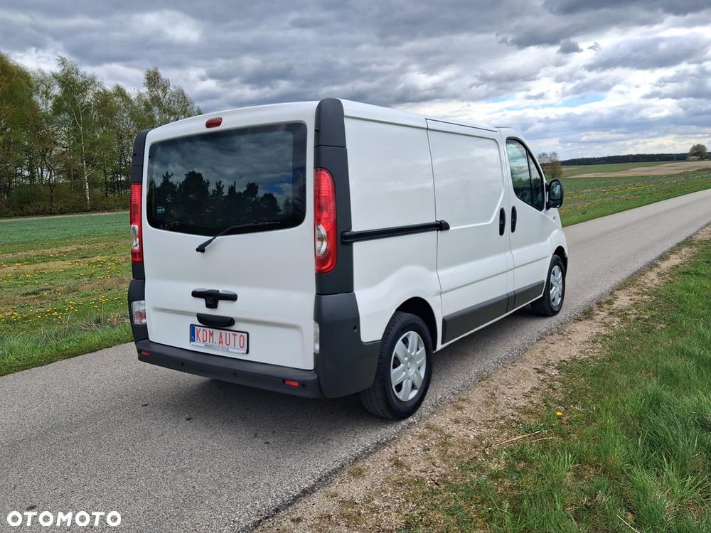 Renault Trafic - 8