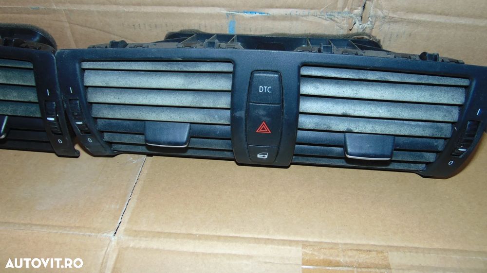 Guri/grile aer ventilatie laterale si centrale BMW Seria 1 E87 an 2007 - 3