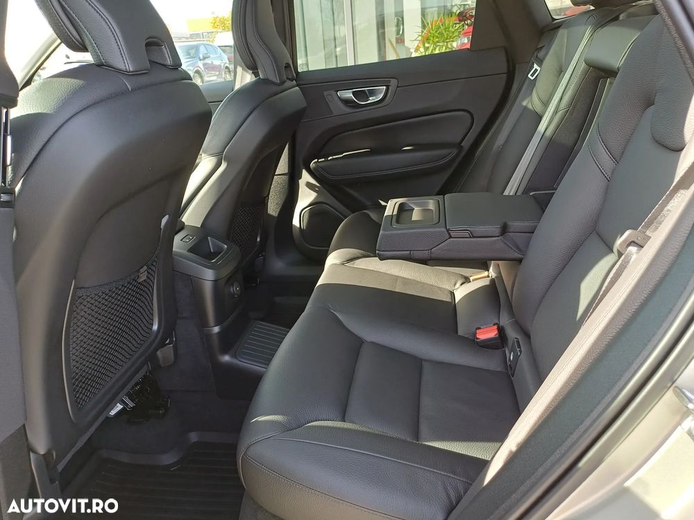 Volvo XC 60 Recharge T8 Twin Engine eAWD Inscription - 14