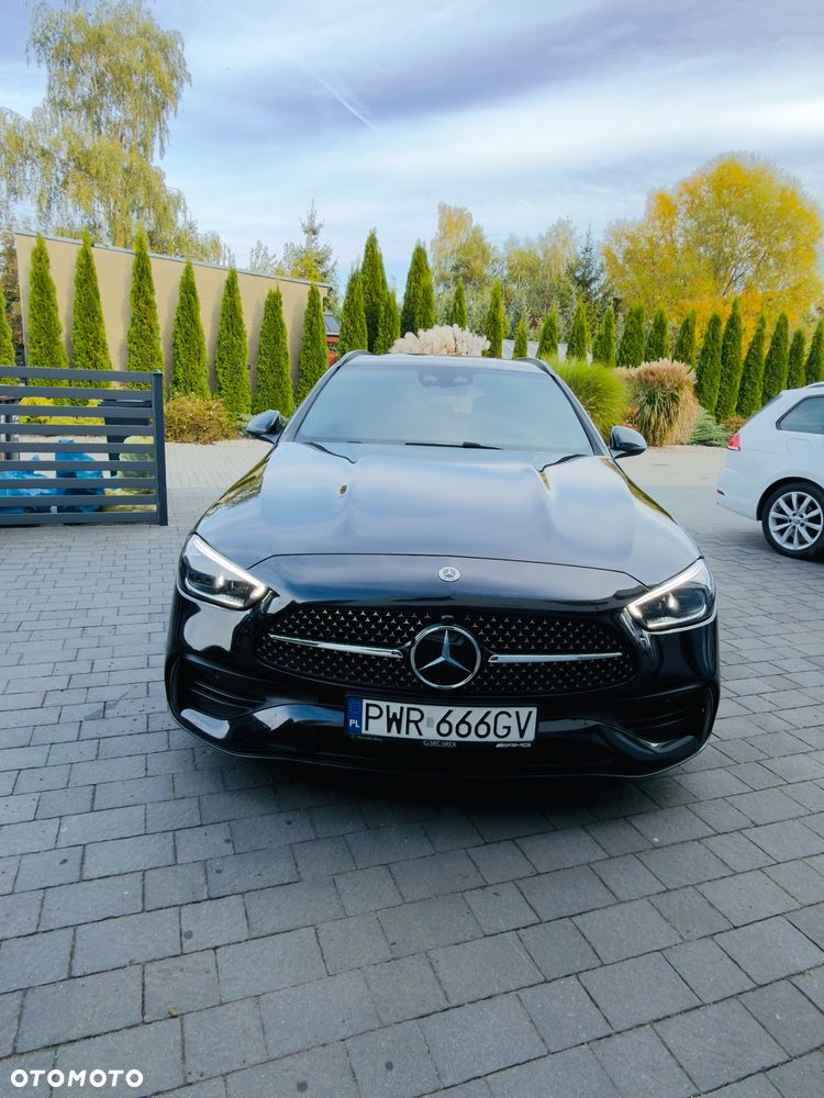Mercedes-Benz C-Class 2024 photo 3