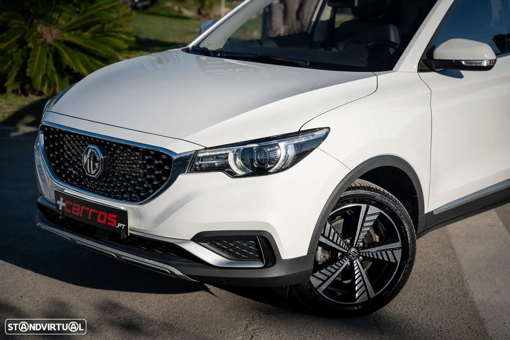 MG ZS EV 44.5 kWh Luxury - 2