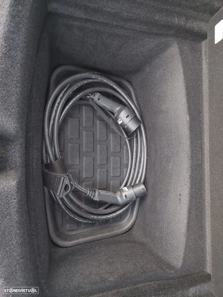 Tesla Model 3 RWD - 5