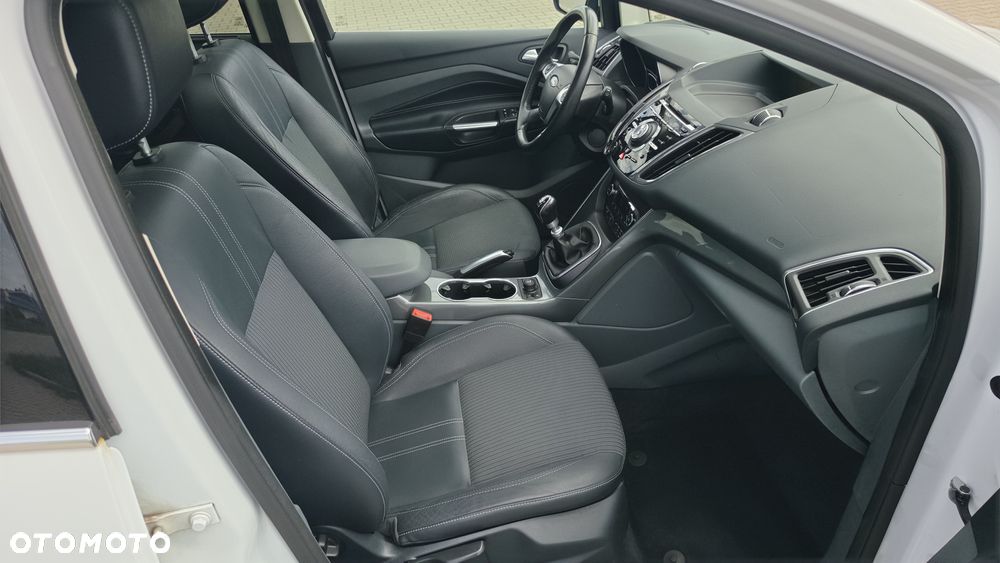 Ford C-MAX 2.0 TDCi Titanium - 15