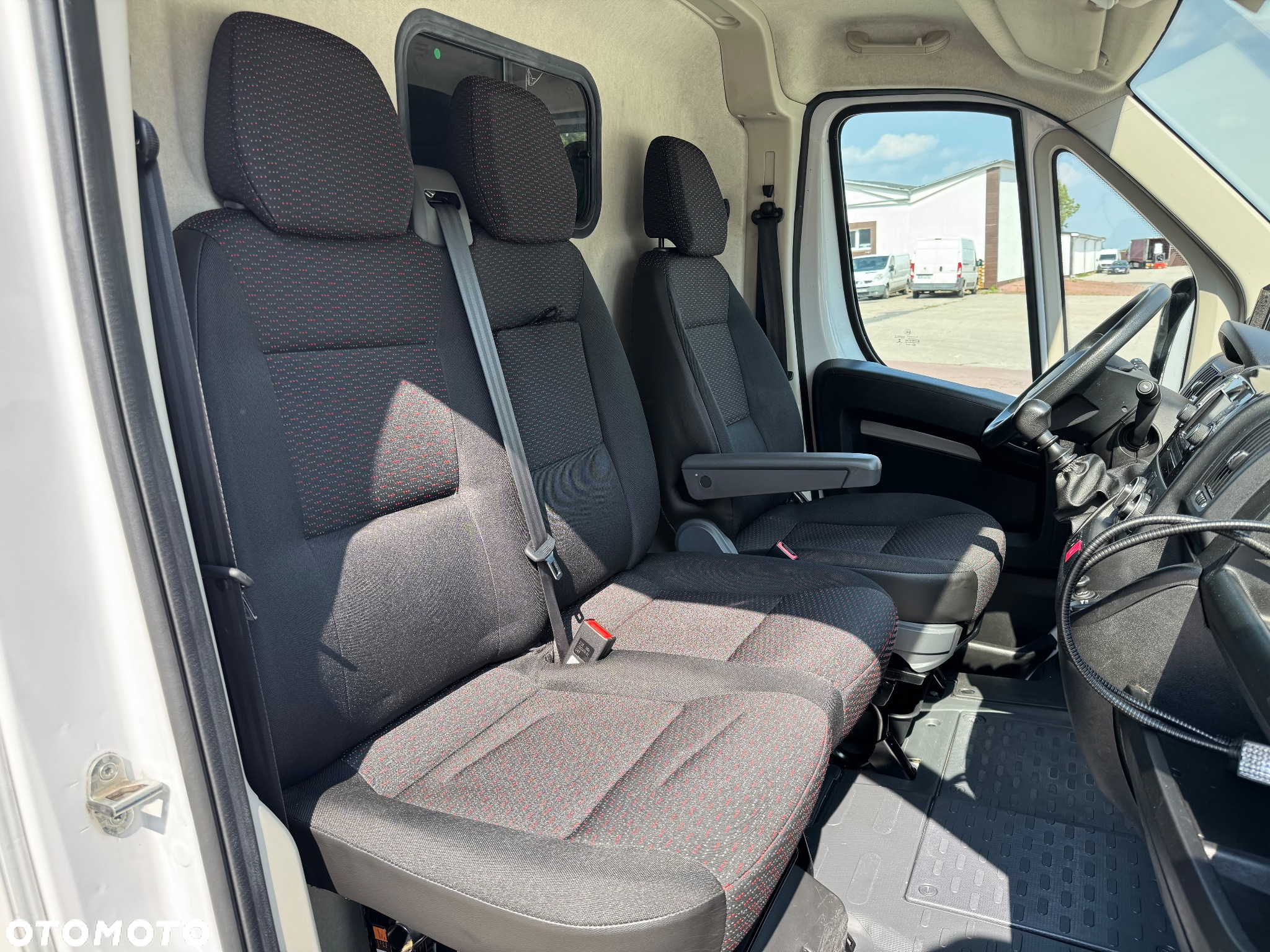 Peugeot Boxer L3H2 2.2 BLUEHDI - 9