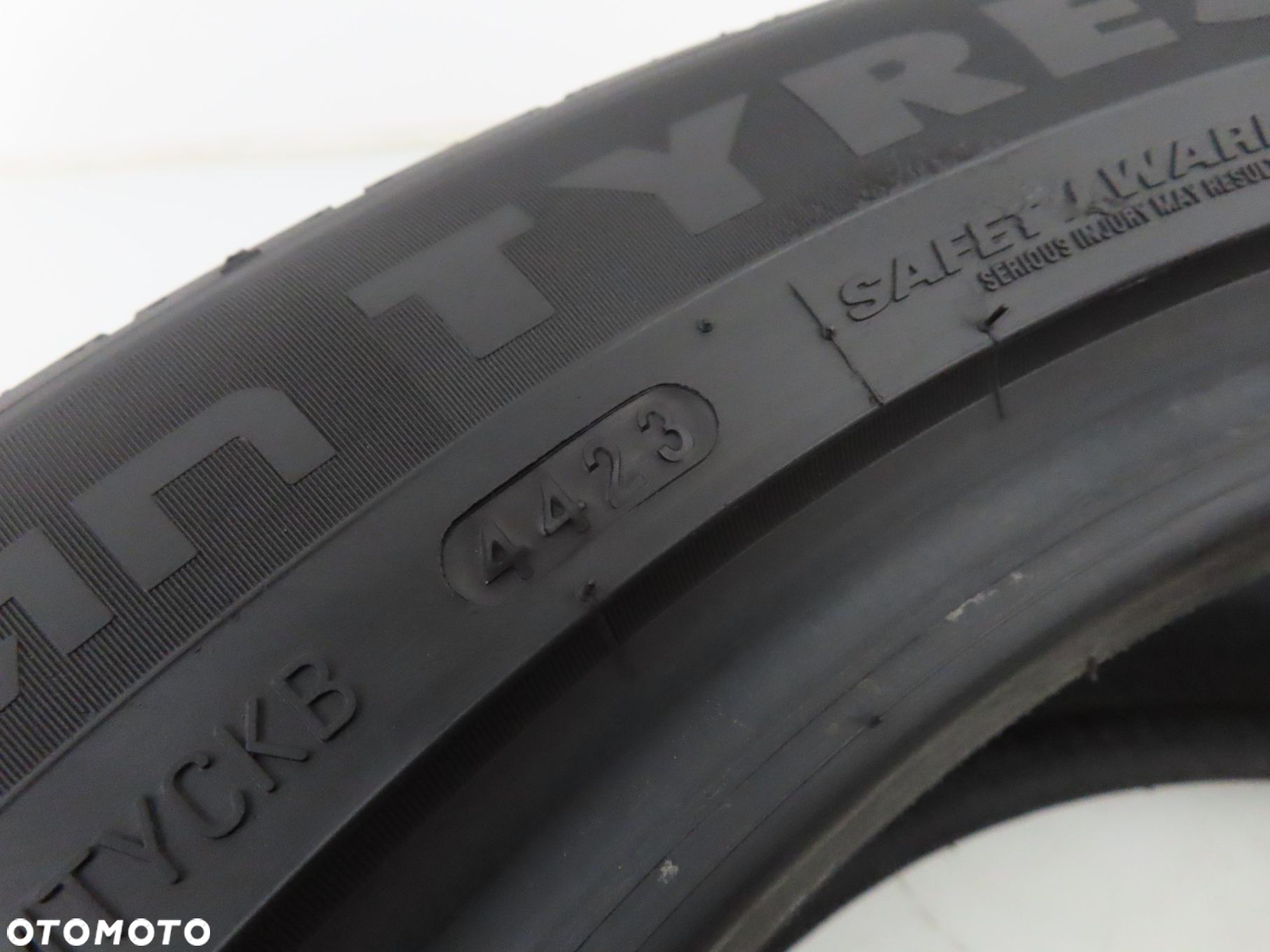 235/45R17 OPONA LETNIA Nokian Tyres PowerProof 1 97Y XL - 3