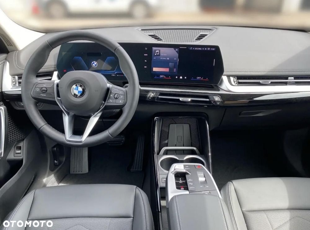 BMW X1 - 10
