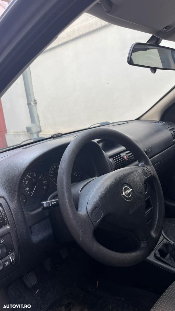 Opel Astra Classic 1.4i - 8