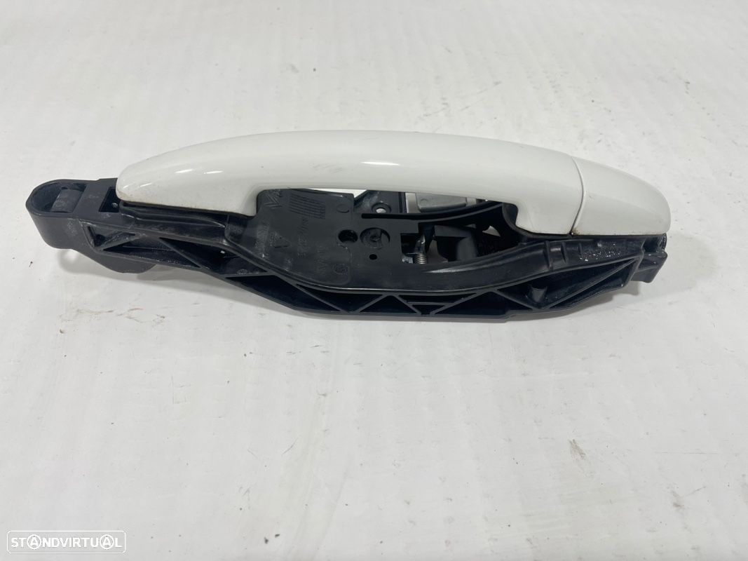 Puxador Moleta de Porta exterior Traseira Esq. Peugeot 208 - 1