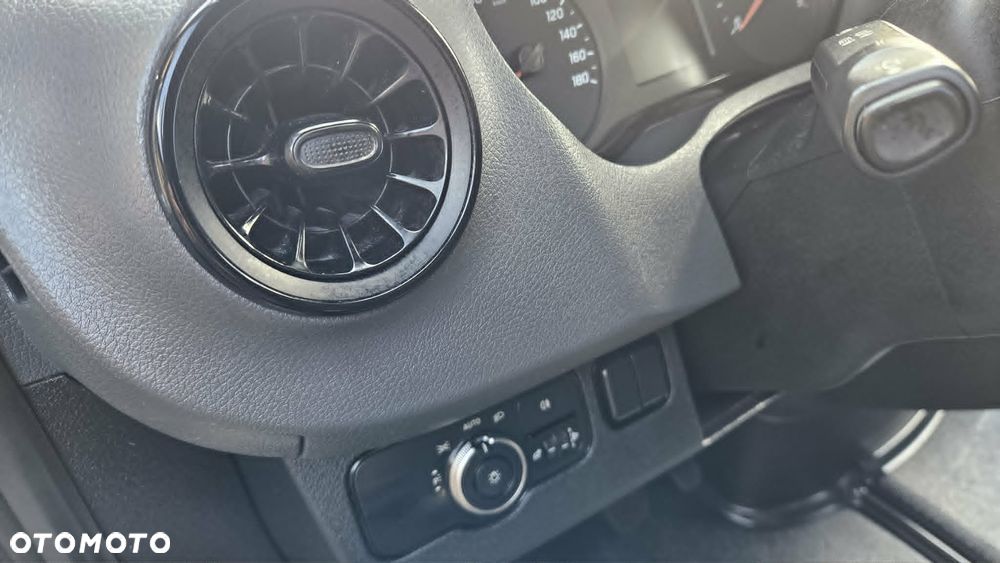 Mercedes-Benz SPRINTER 311CDI 37 - 14