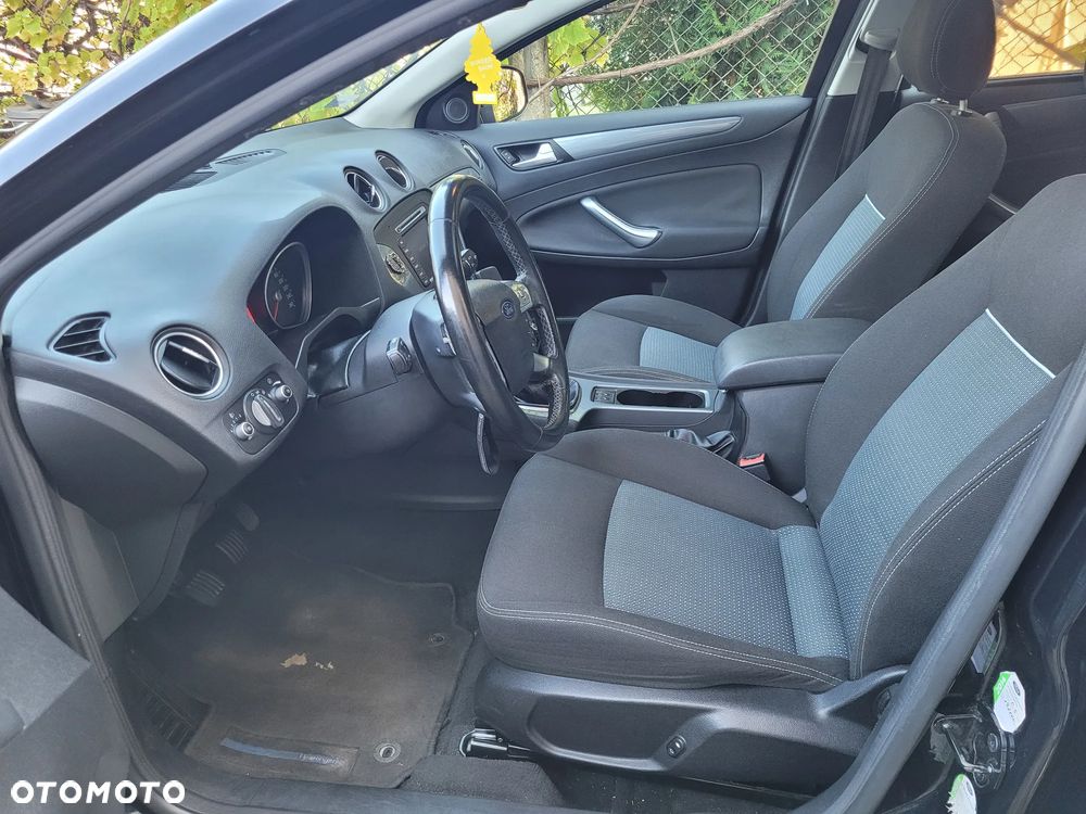 Ford Mondeo 2.0 TDCi Trend - 28