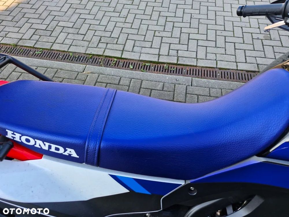 Honda CRF - 7