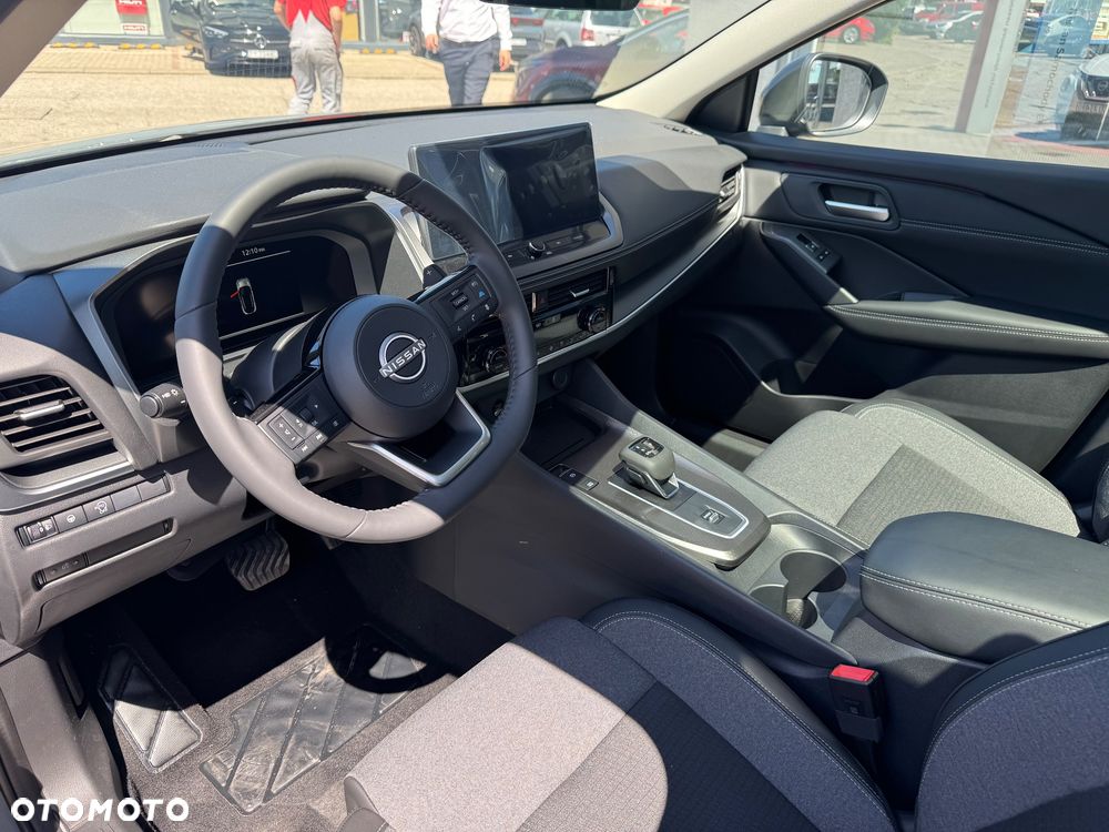 Nissan Qashqai 1.3 DIG-T MHEV N-Connecta Xtronic - 10