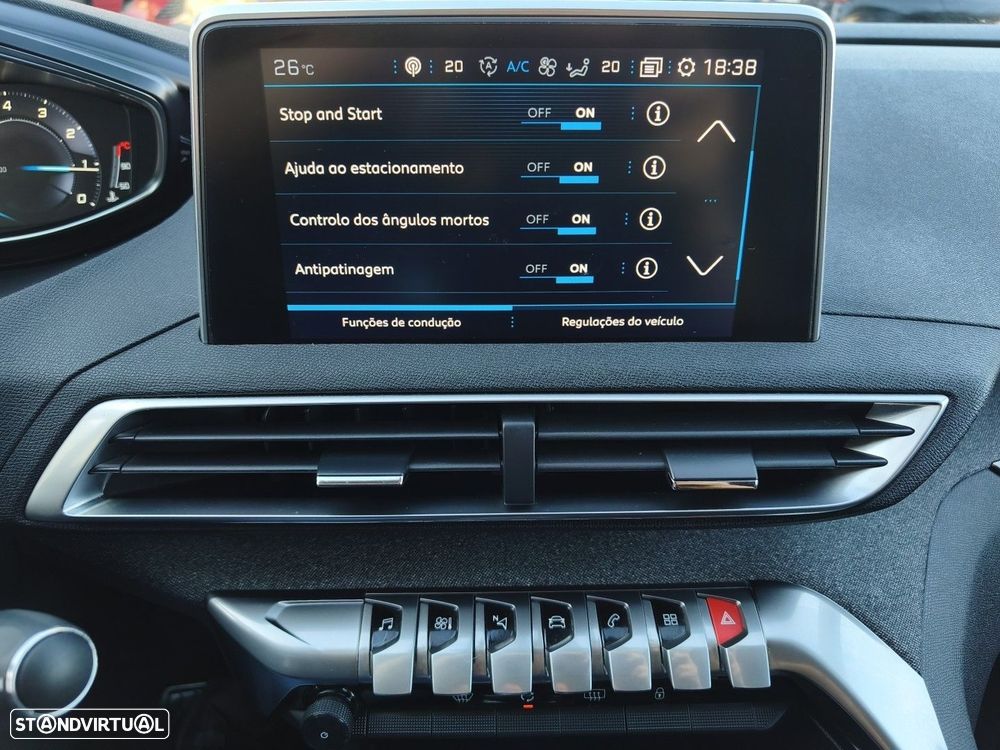 Peugeot 5008 1.2 PureTech Allure Pack EAT8 - 34