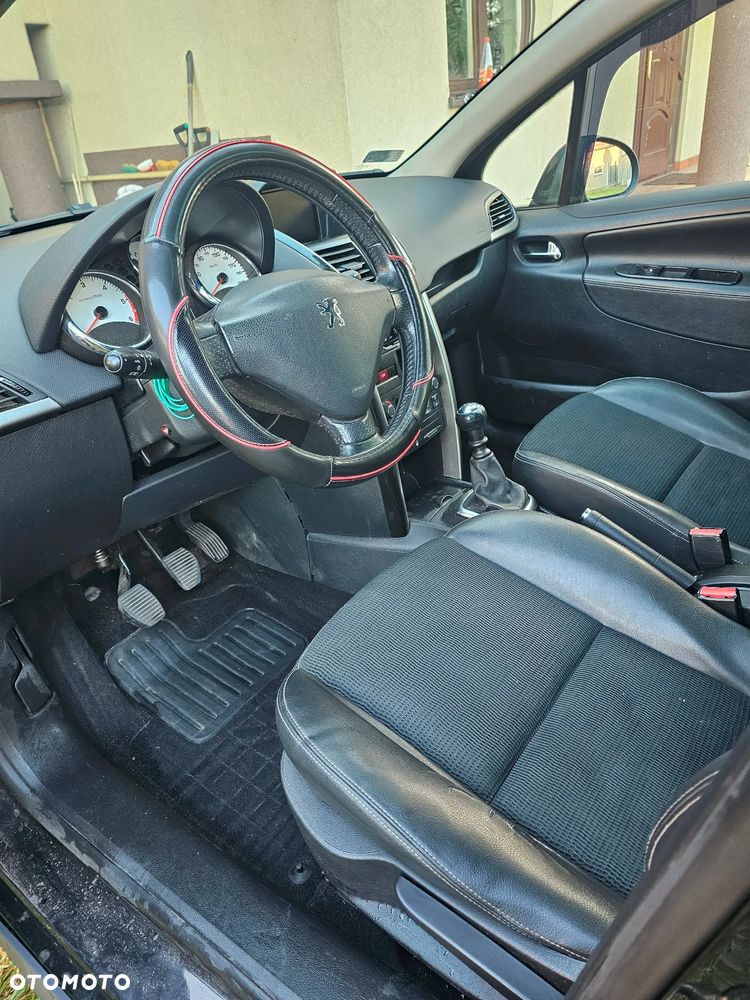 Peugeot 207 1.6 HDi - 8