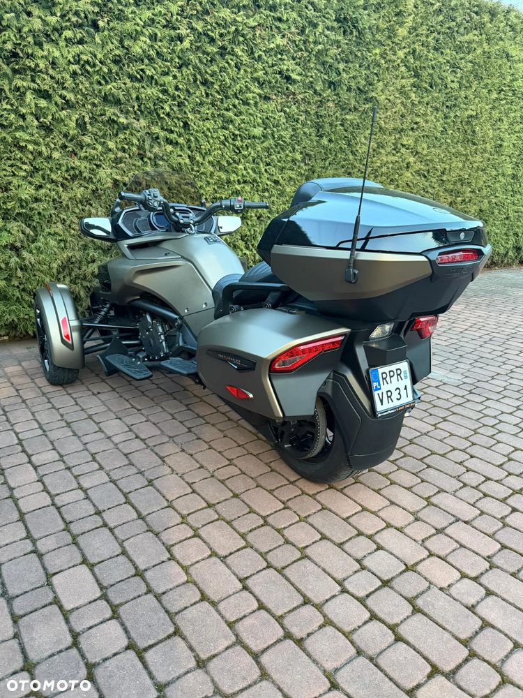 Can-Am Spyder - 5