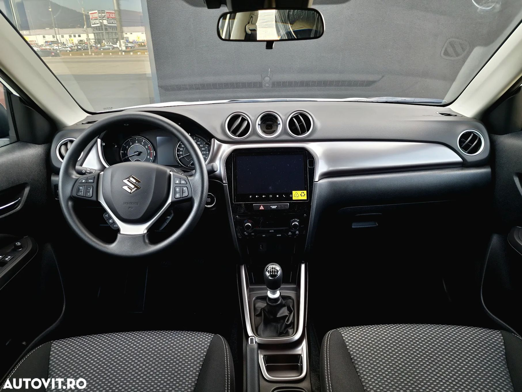 Suzuki Vitara - 8