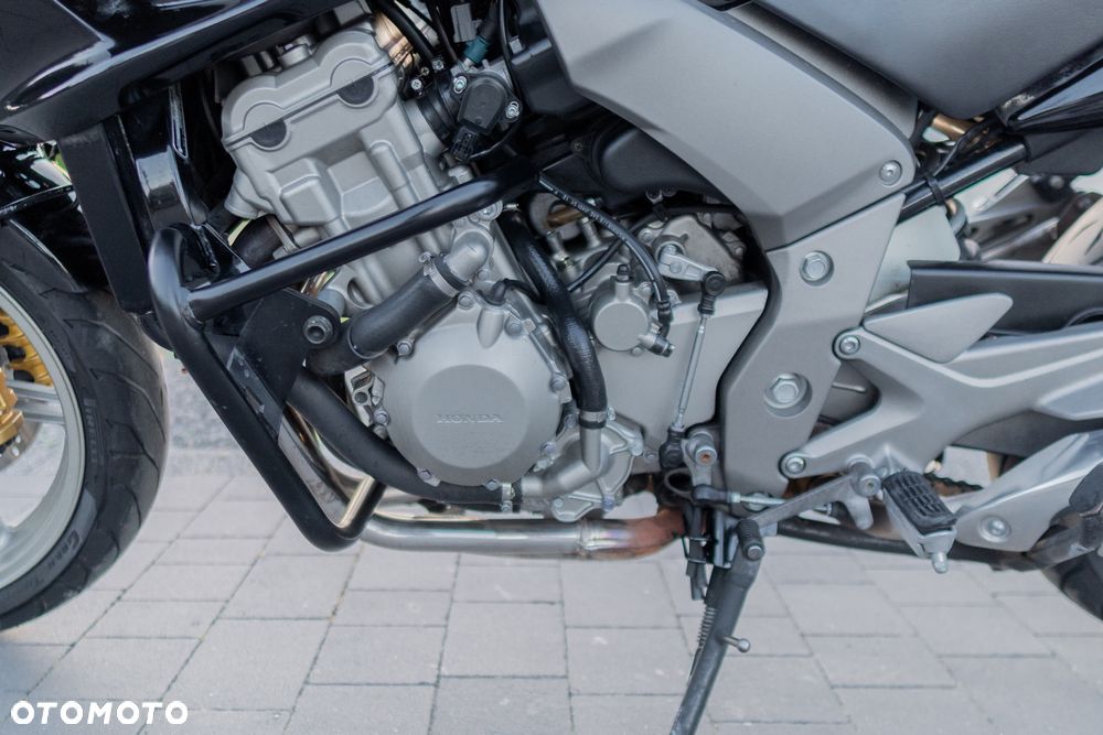 Honda CBF - 28