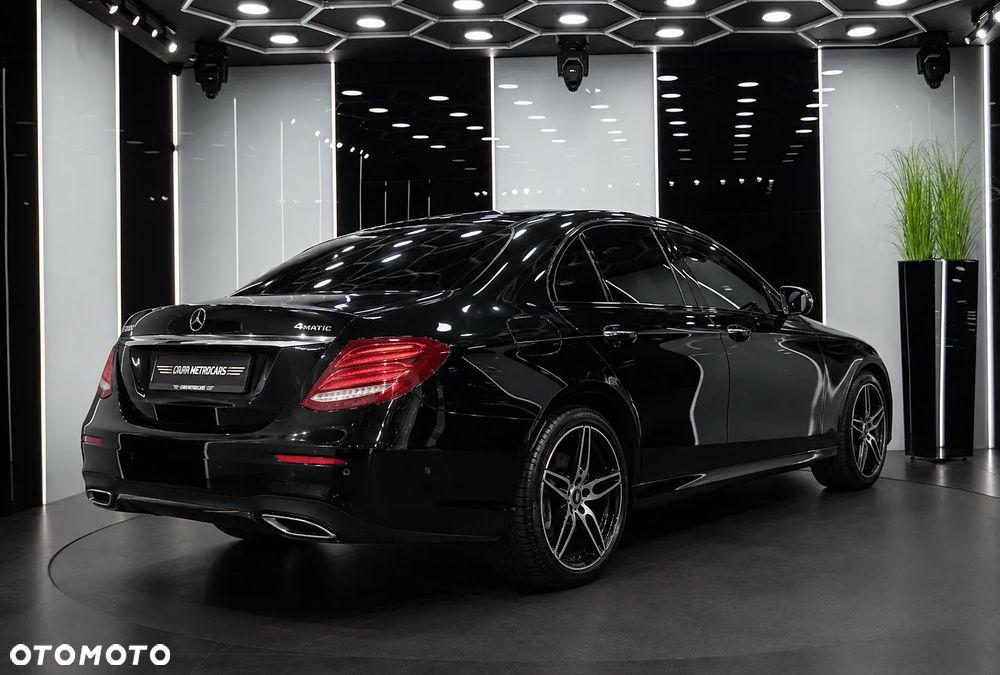 Mercedes-Benz Klasa E 220 d 4-Matic AMG - 5