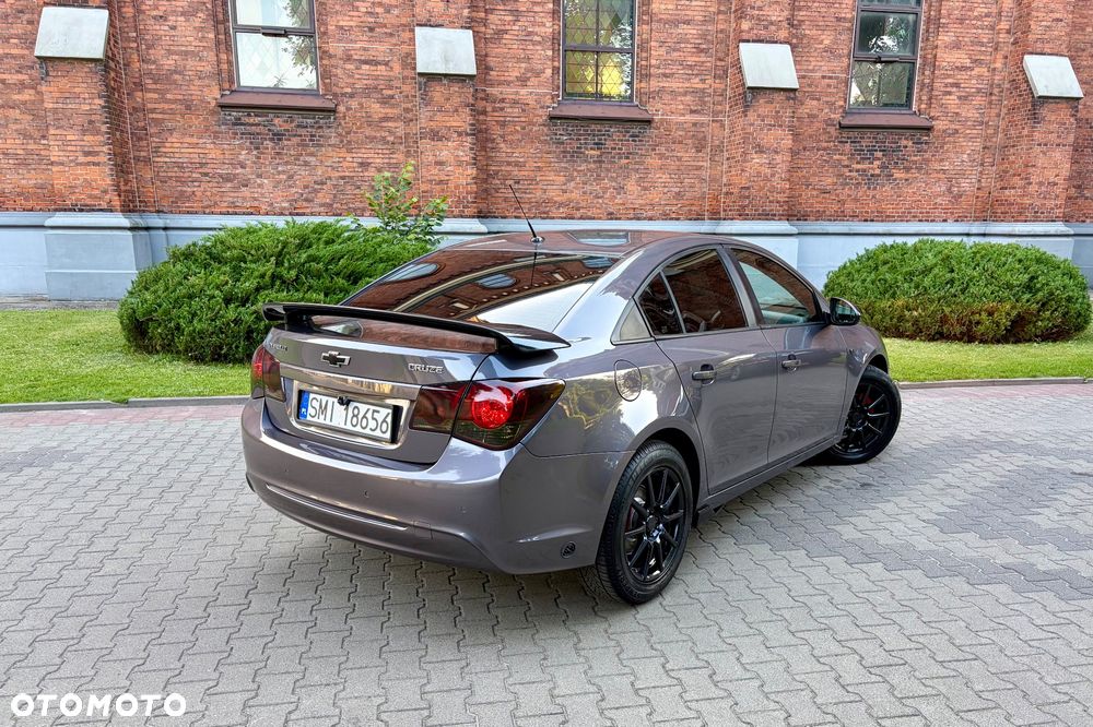 Chevrolet Cruze 1.8 LTZ - 26