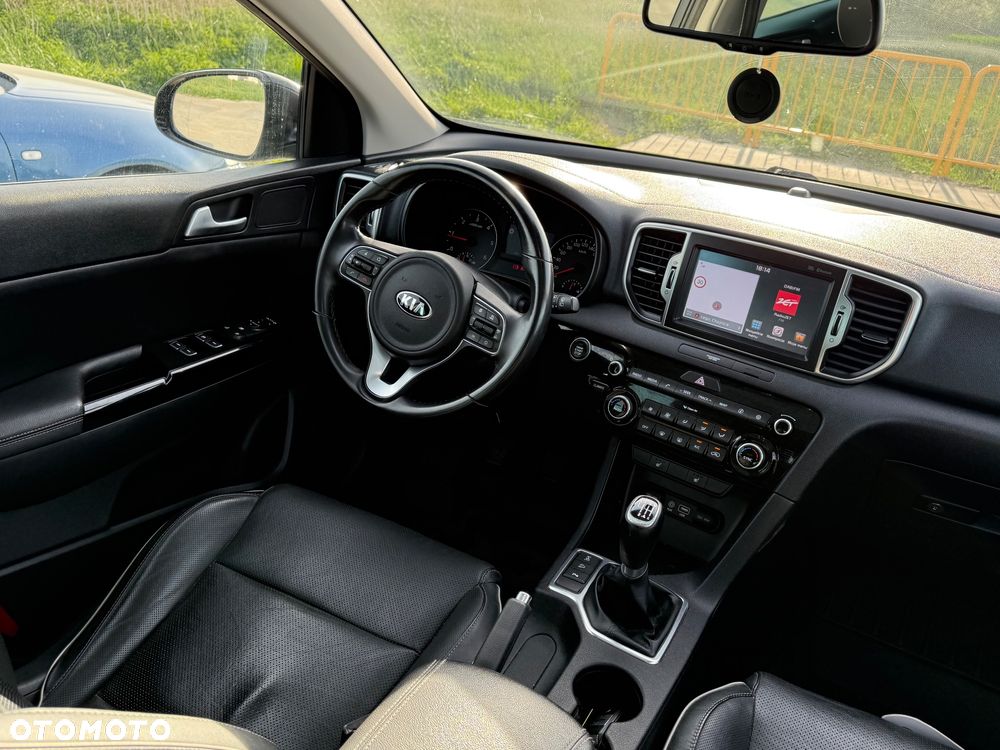 Kia Sportage 2.0 CRDI 4WD Fifa World Cup Edition - 32