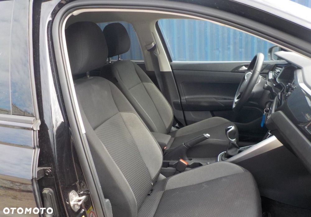 Volkswagen Polo - 18