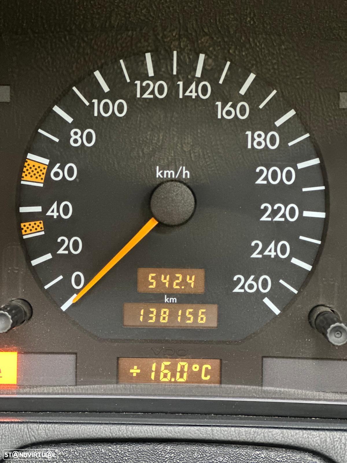 Mercedes-Benz SL 280 Standard - 5