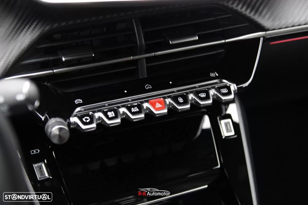 Peugeot 2008 1.2 PureTech GT EAT8 - 47