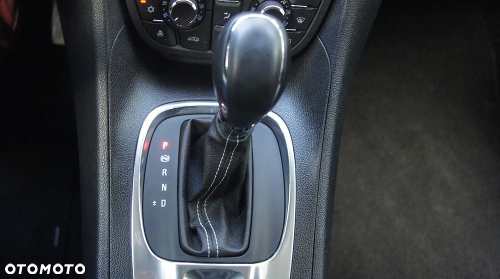 Opel Meriva 1.4 T Cosmo - 16