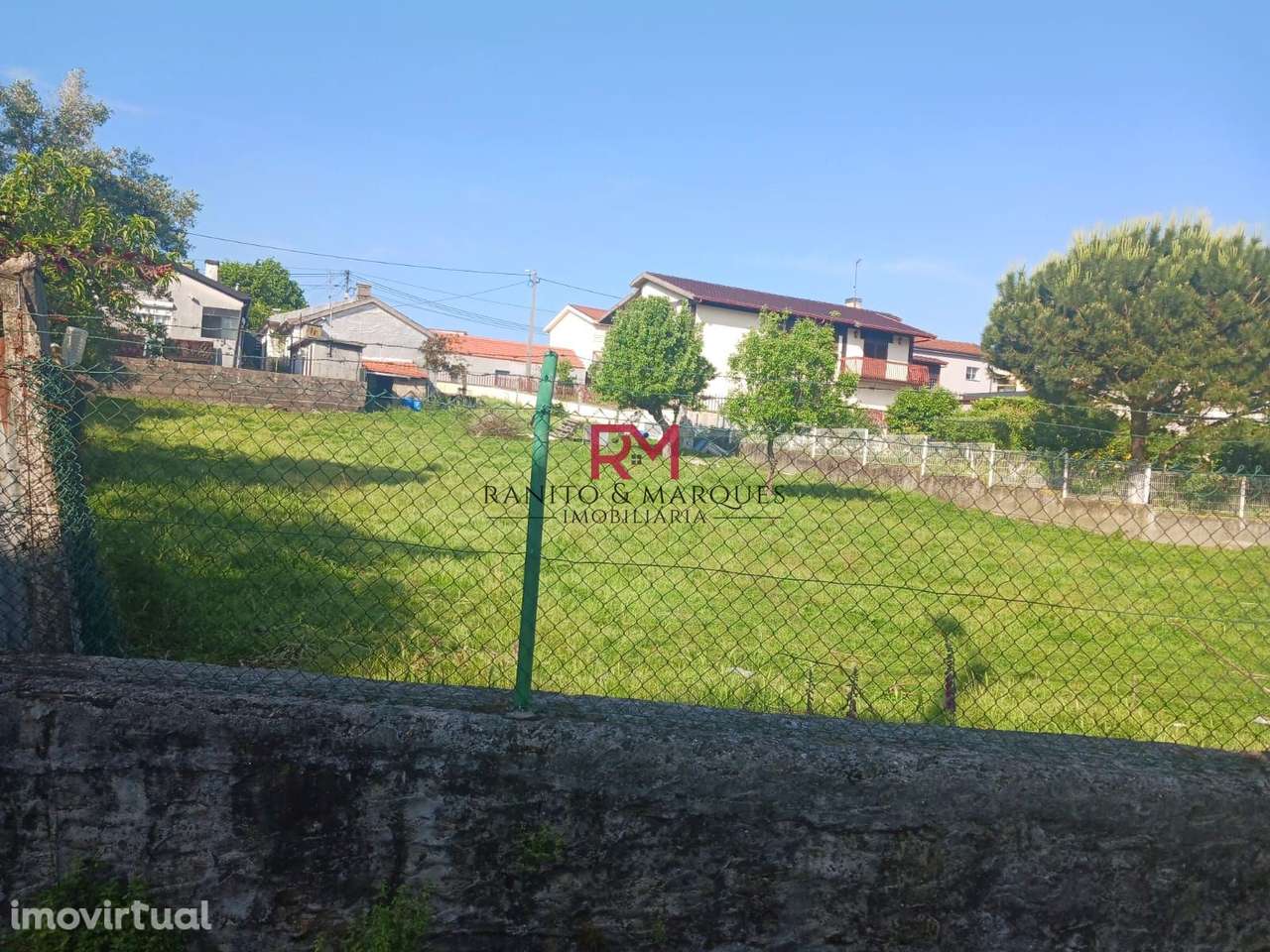 TERRENO RÚSTICO COM 2.200M2 PARA CONSTRUÇÃO EM ALTURA - CAMPO, VALONGO - Grande imagem: 2/11