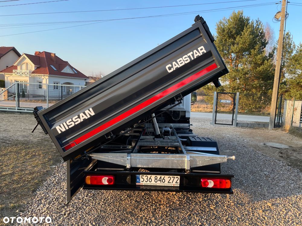 Nissan Cabstar NT400 - 3