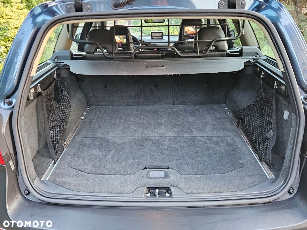 Volvo XC 70 D5 AWD Summum - 29